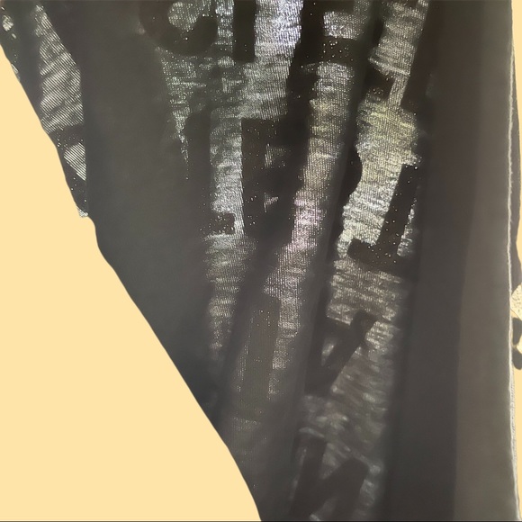 ✅ (donated) Drink Tea Create Stuff And Sleep Black Short Sleeved Crop Top - Picture 4 of 6